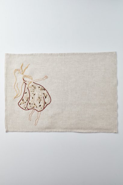 Sufi | Embroidered Beige Placemat