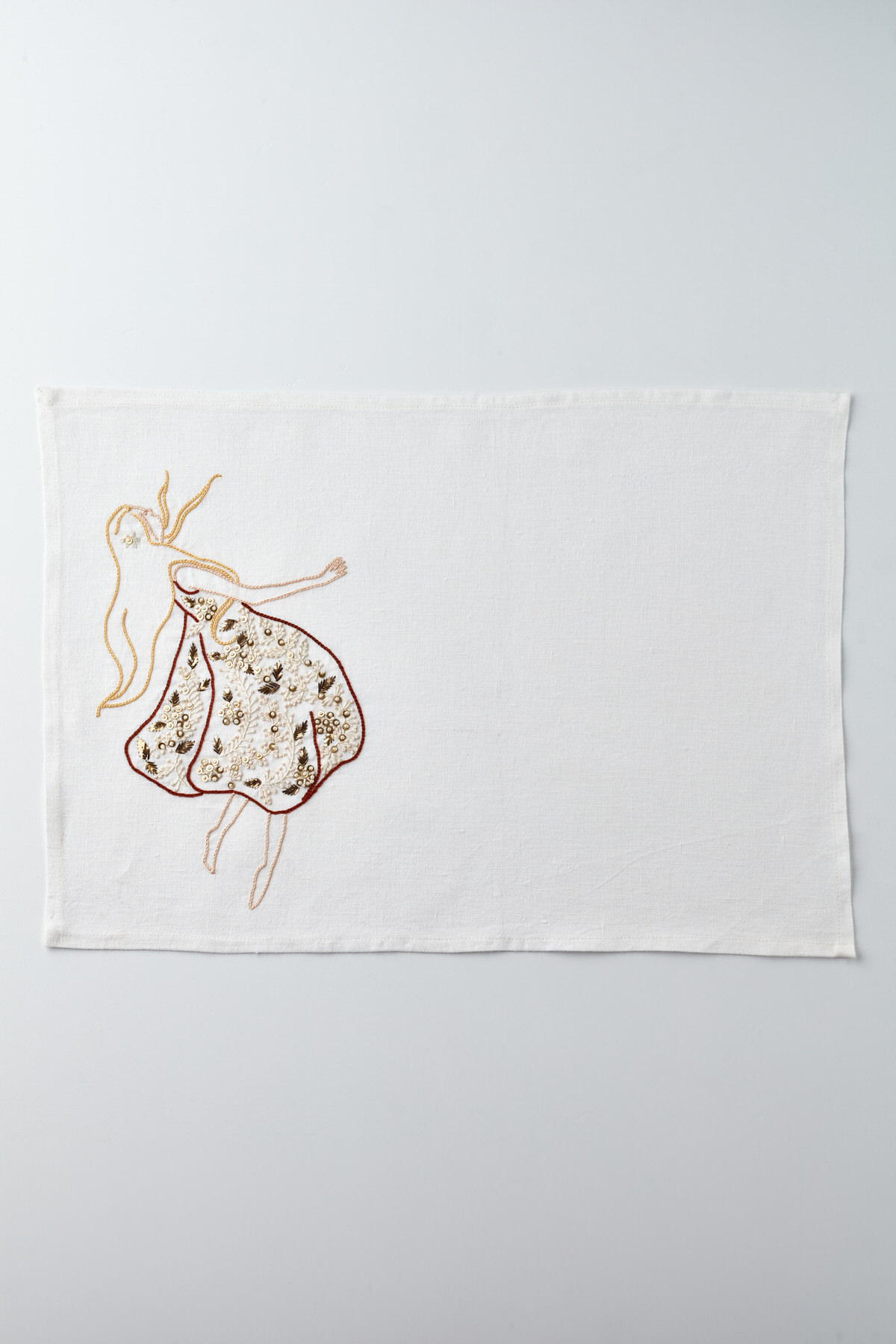 Sufi | Embroidered White Placemat