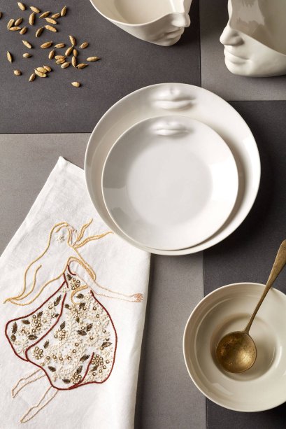 Sufi | Embroidered White Placemat